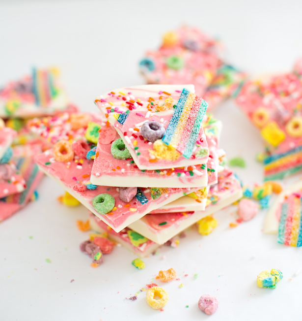 ../../jennyatdapperhouse.com/2015/05/how-to-make-magical-unicorn-cupcakes-from-scratch/default.htm