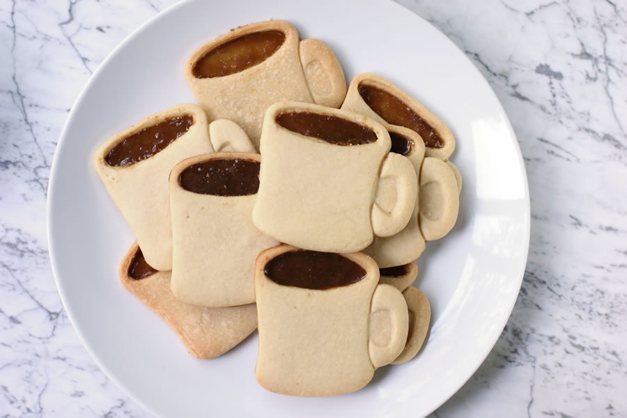 Coffee Mug Cookies | https://onbetterliving.com