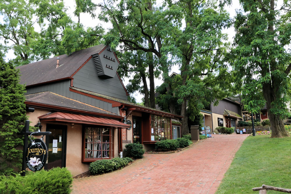 Peddler's Village 100 Peddlers Village, New Hope, PA 18938